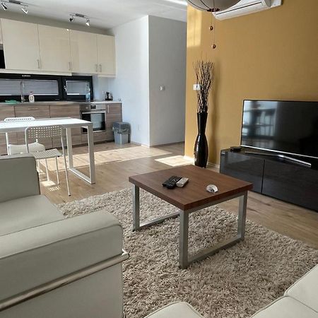 Apartmany Diamant Братислава Экстерьер фото